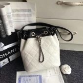 �ߵ�������������,һ��۸��Ƕ���Ǯ