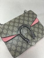 �߶�Ů�� ˫��� ��������������Ҵ���