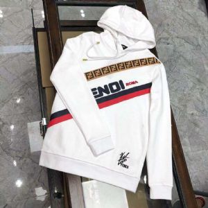 跟大家说一下广州高端专柜大牌男装的进货渠道