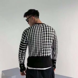 广州哪里有高端男装厂家货源 拿货价格多少