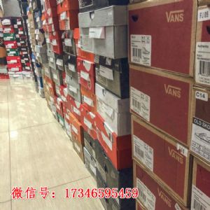 厂家直销服装鞋子批发新百伦adidas阿迪达斯三叶草NIKE耐克篮球鞋UGG雪地靴等运动鞋潮牌运动服装微商一手货源免费代理一件代发>图片