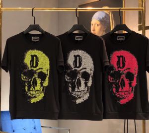 说一说2019年精品服装市场的变化,专柜工厂男装货源