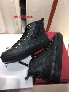 �ߵ���Ʒ����Ь ����ֱ����΢��ÿ�춨ʱ�����¿