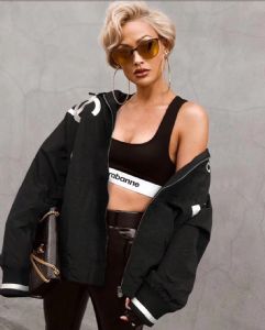 潮牌国际大牌男装批发市场 广州厂家服装货源