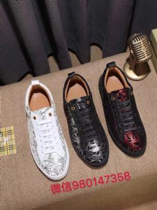 �ߵ���AЬ ����ʱ�п�һ������ ���ȡ��ߵ��� Ь��