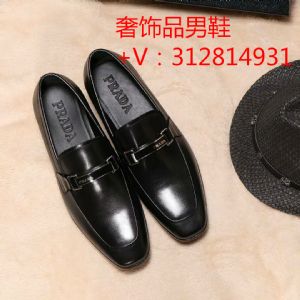 ����Ʒ�ߵ���Ь�۸�,�����³���һ���û�����Ǯ