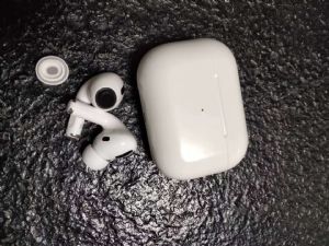 AirPods ProȶԭͷͲԭβǿϮ